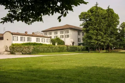 Hotel Parco Borromeo - Monza Brianza Отели рядом с достопримечательностью «Area umida di Ca del re»