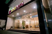 Goldberry Suites and Hotel Cebu Hotels near UP Cebu Dormitory