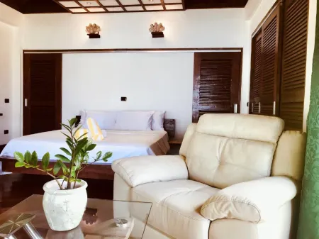 Dolarog Beach Resort