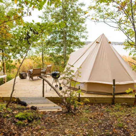 Surfviken Glamping and B&B