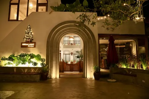 Memoir Café & Homestay