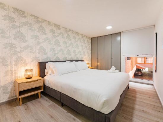 Sonora Apartments by VH