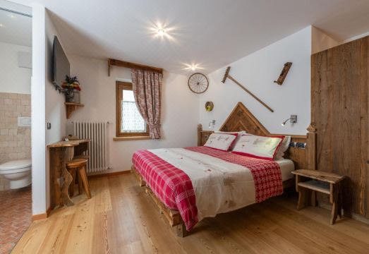 Garnì Ladin - Housity