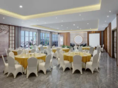 Hotel Santika Tasikmalaya Hotels in Cihideung