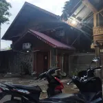 Aceh House Hotels in Darul Imarah