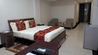 The Grand Plaza Hotel
