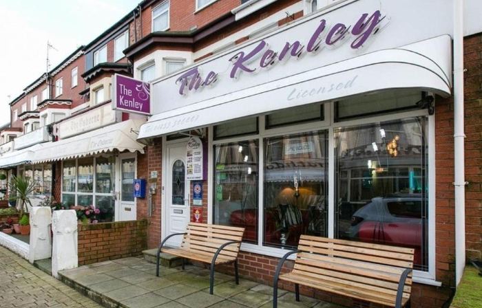 Kenley Hotel