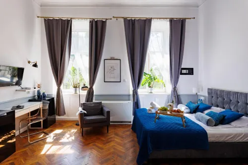 Malila Premium Aparthotel Sebastiana 20 Old Town -  Apartamentos vacacionales