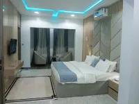 วาลิจาม บลูม ลักชัวรี สวีทส์ โรงแรมในคาดูนา