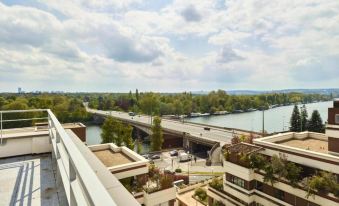 Zenao Appart'hôtels Suresnes