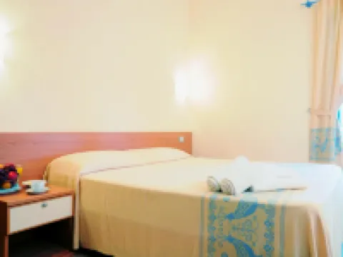 โรงแรมบายามารีน่า โรงแรมในOrosei