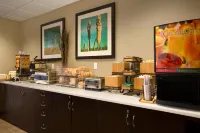 Microtel Inn & Suites by Wyndham Lloydminster - petit déjeuner