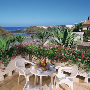 Apartamentos Jardín del Conde