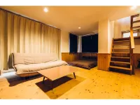 Lake Toya Private Log House