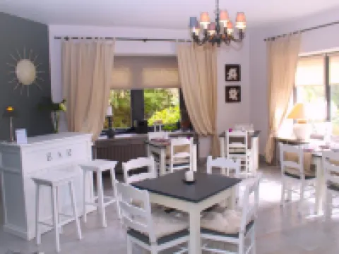 Les Alisiers Hotels in Houffalize