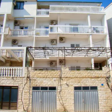 Apartments Anka 50m from the Beach