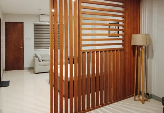 2. RedDoorz..