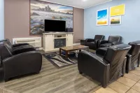 Travelodge by Wyndham Livonia/Canton/Novi Detroit Area Hotels in Plymouth