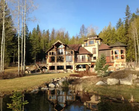 Talus Rock Retreat Hotels in Bonner County