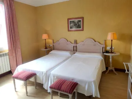 Hotel San Camilo Отели в г. La Rioja Province