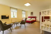 Hotel und Hostel Gleisbett Hotels in Marienberg