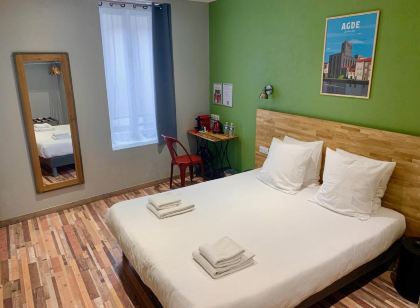 Logis Hotel Yseria - Historical Center