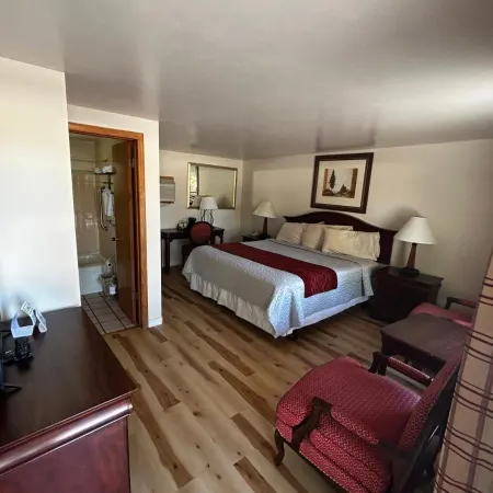 Rainbow Lodge and Inn Отели рядом с достопримечательностью «Сад богов»