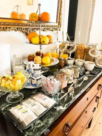 Casa do Vinho Sintra Guest House Отели в г. Синтра