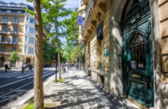 多諾斯蒂亞酒店