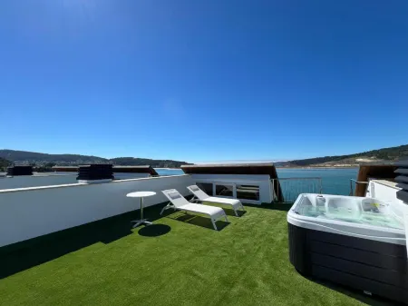 Porto Cabana by Miramar Stays Отели в г. Вимьянсо