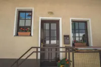 Apartment Amak with Free Onsite Parking