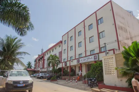 Hôtel la Rose Blanche Abidjan Отели в г. Абиджан