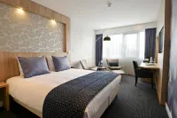 เด ซูเต อินวัล