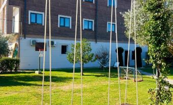 Apartments Aerodrom