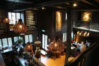 The Broadway Hotel - Bar
