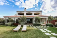 Supertubes Guesthouse Hotels in Jeffreysbaai