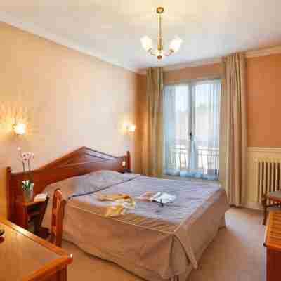 Hostellerie des Trois Pigeons, Paray Le Monial Rooms