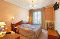 Hostellerie des Trois Pigeons, Paray-Le-Monial Hotel di Paray-le-Monial