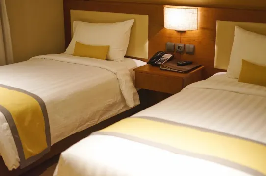 Sotis Residence Pejompongan Phòng Photos