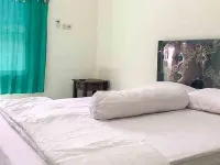 Griya Fadamas Syariah Near Taman Hijau Demangan Madiun Mitra RedDoorz Отели в г. Мадиун