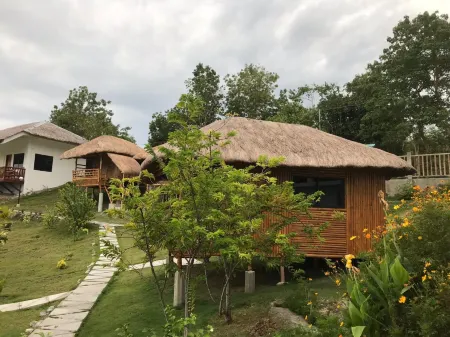 Cuestas Beach Resort and Restaurant