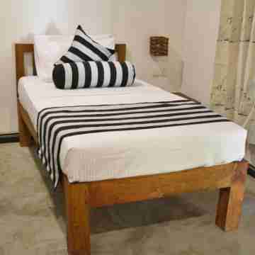 Jaye Eco Lodge Rooms