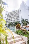 Lanai Riverside Apartments