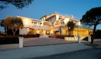 Hotel Porto Azzurro Hotel in zona Spiaggia Punta Grò