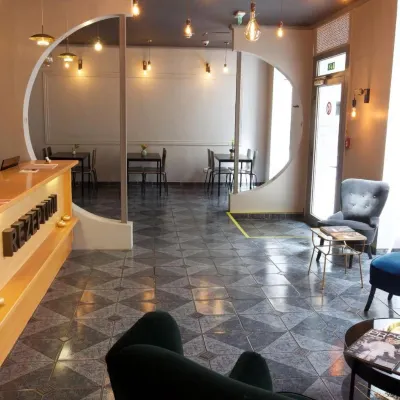 Hotel Pension Arpi Các khách sạn gần Quảng trường Rathausplatz