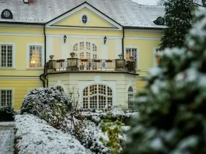 Szidónia Castle