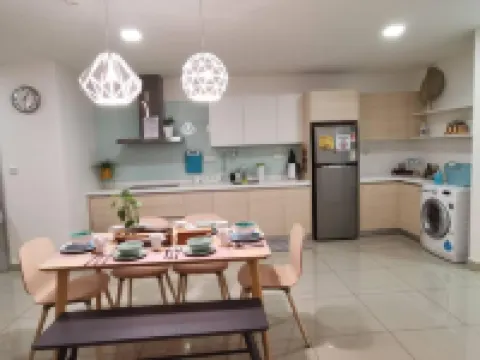 HINODE Geniehome 3BR free WIFI and CARPARK at Utropolis Shah Alam