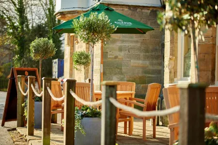 The Swan at Forest Row Отели в г. Запад Хотли