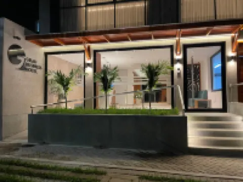 Grau Business Hotel 皮烏拉酒店