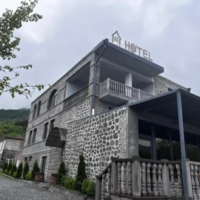 Popock Goris Hotel a 